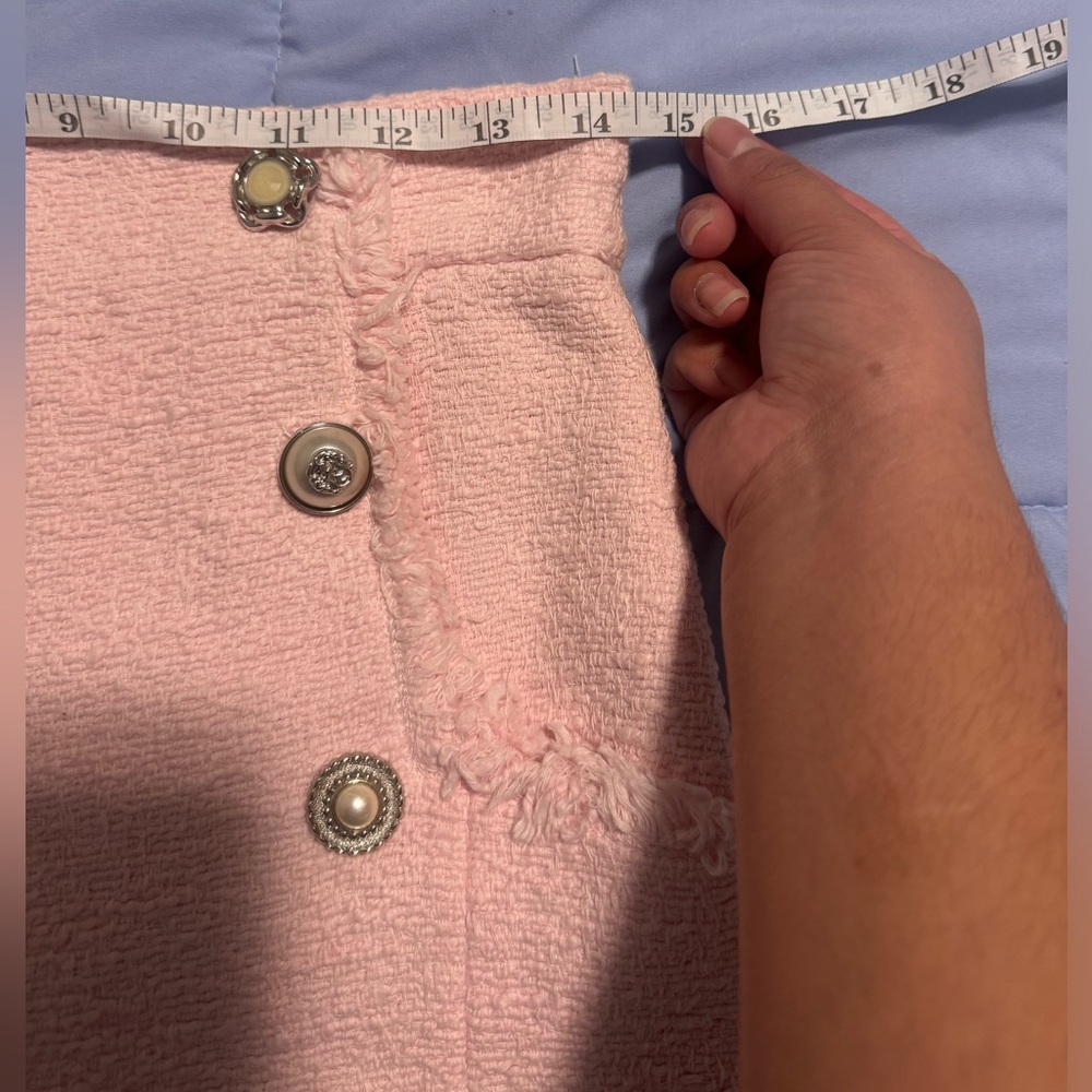 Pink Zara tweed/textured skirt size M. Gently used. - Picture 6 of 9